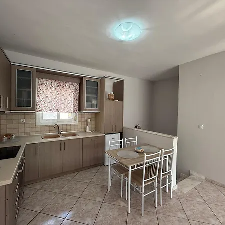 בית נופש Crystal Seaview Nea Iraklitsa